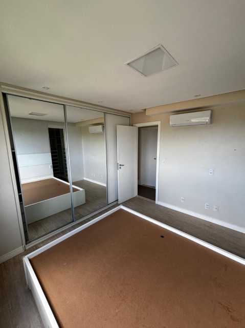 Apartamento à venda com 3 quartos, 115m² - Foto 12