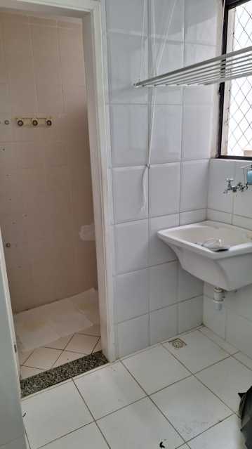 Apartamento à venda com 2 quartos, 72m² - Foto 9