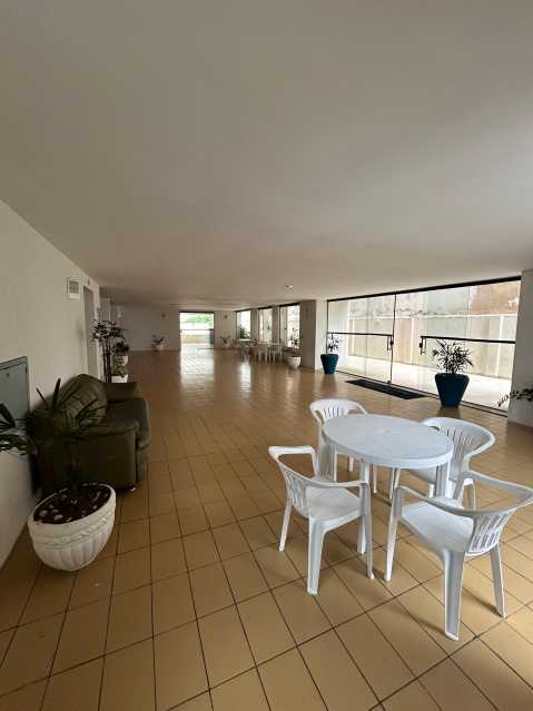 Apartamento à venda com 1 quarto, 45m² - Foto 20