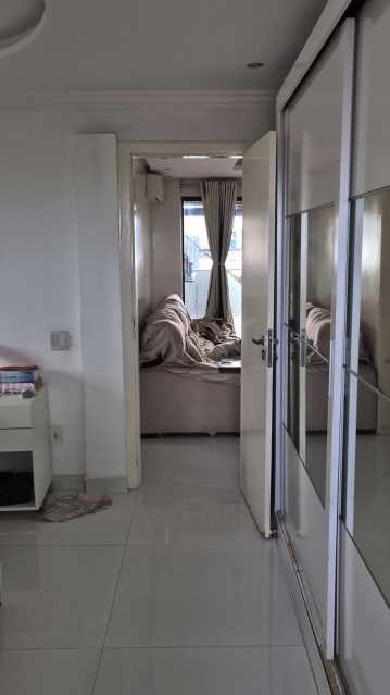 Cobertura à venda com 2 quartos, 120m² - Foto 11