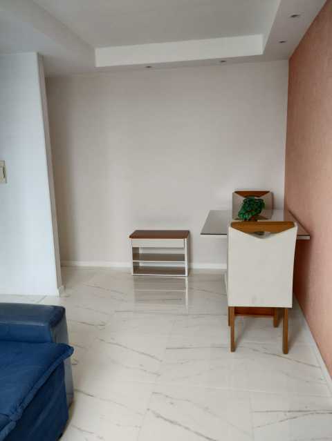 Apartamento à venda com 2 quartos, 40m² - Foto 2