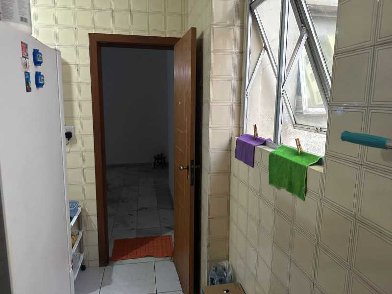 Apartamento à venda com 3 quartos, 120m² - Foto 11