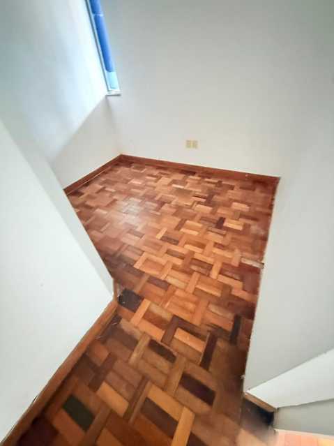 Apartamento à venda com 3 quartos, 76m² - Foto 5