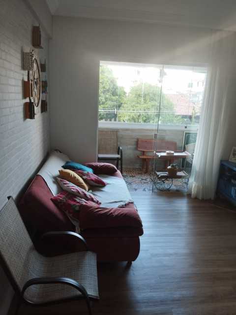 Apartamento à venda com 1 quarto, 54m² - Foto 2