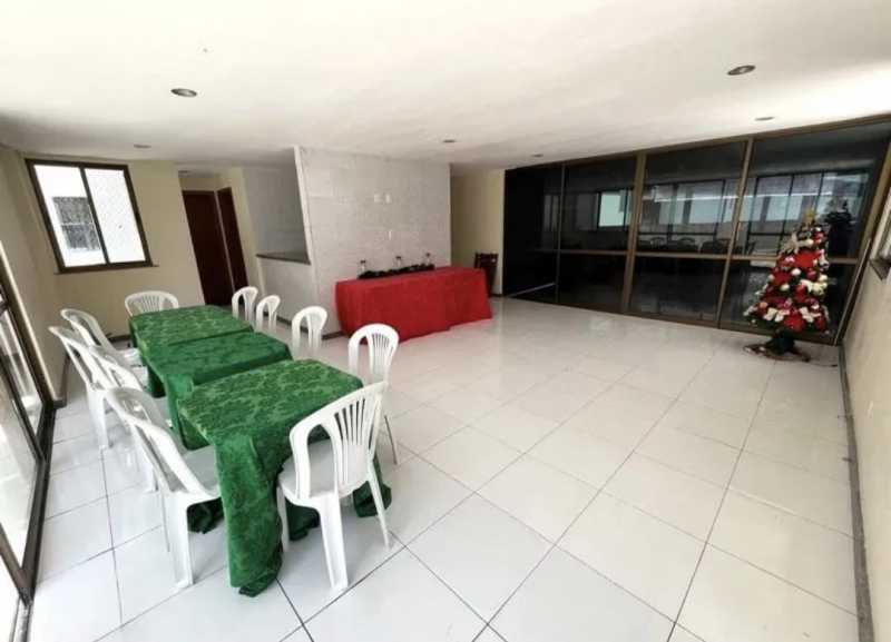 Apartamento à venda com 2 quartos, 64m² - Foto 22