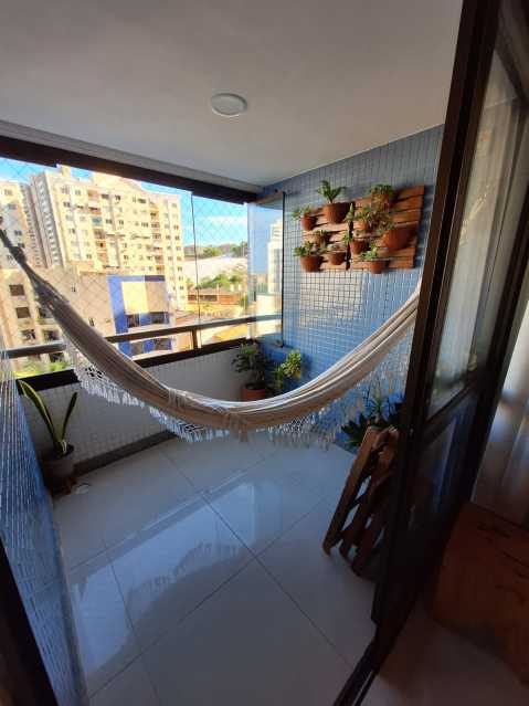 Apartamento à venda com 2 quartos, 64m² - Foto 9