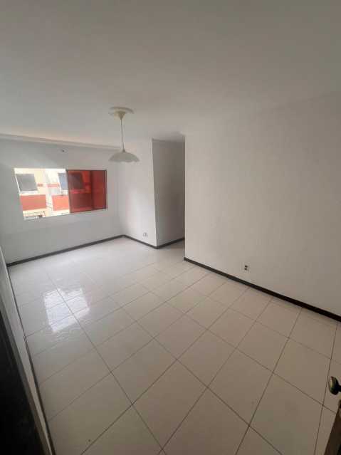 Apartamento à venda com 2 quartos, 56m² - Foto 1