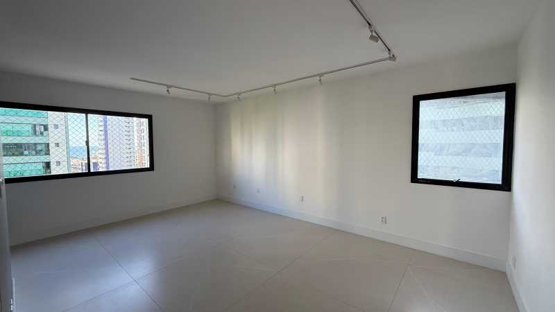 Apartamento à venda com 4 quartos, 187m² - Foto 6