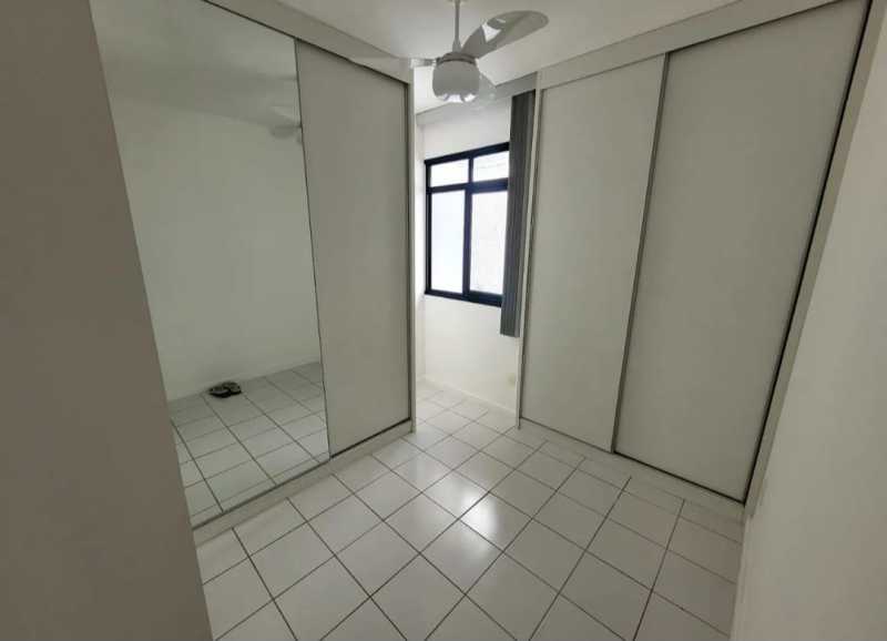 Apartamento à venda com 2 quartos, 64m² - Foto 8