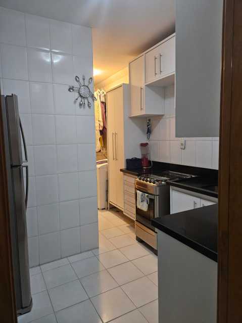 Apartamento à venda com 3 quartos, 77m² - Foto 14