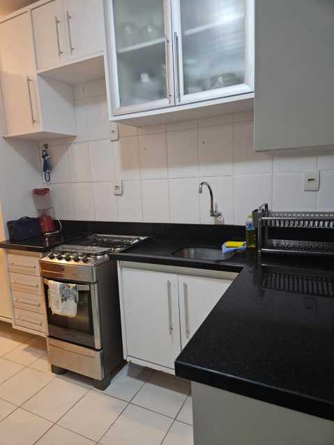 Apartamento à venda com 3 quartos, 77m² - Foto 15