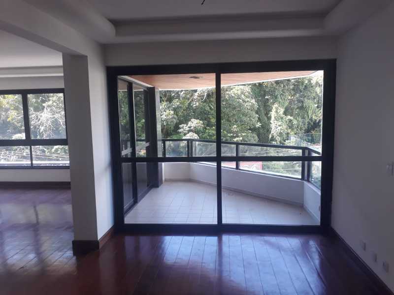 Apartamento à venda com 4 quartos, 211m² - Foto 5