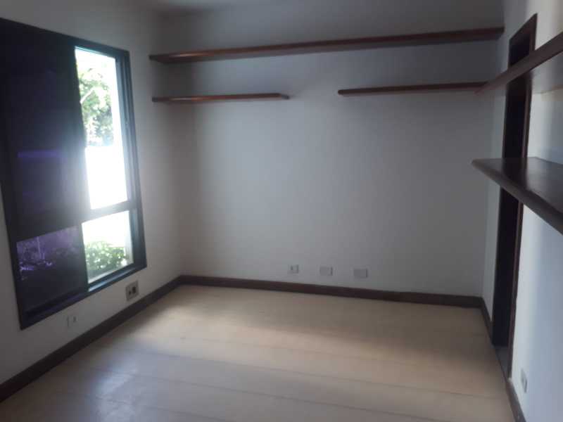 Apartamento à venda com 4 quartos, 211m² - Foto 15