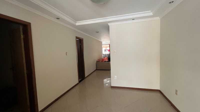 Casa à venda com 4 quartos, 280m² - Foto 18