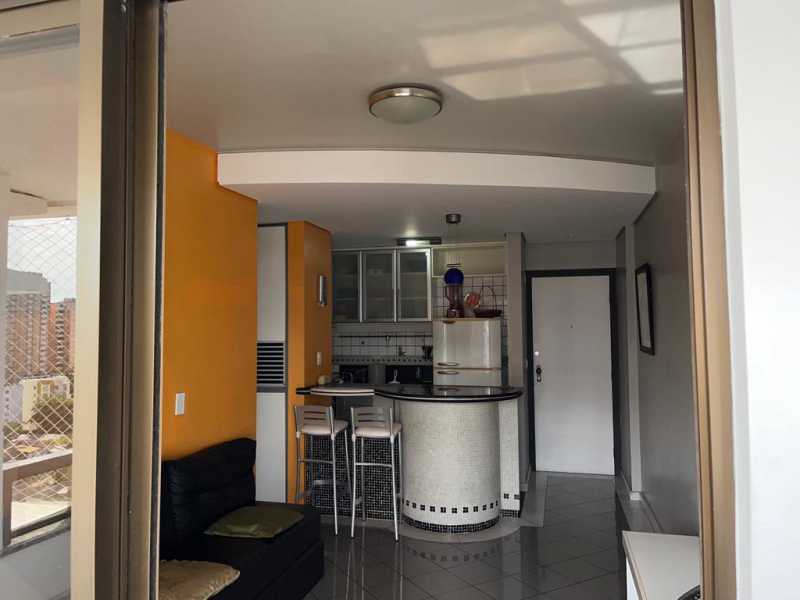 Apartamento à venda com 1 quarto, 43m² - Foto 2