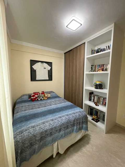 Apartamento à venda com 2 quartos, 71m² - Foto 4