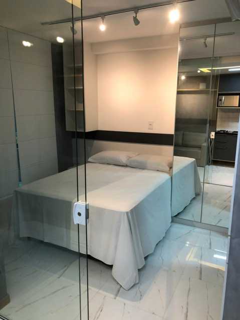 Apartamento à venda com 1 quarto, 32m² - Foto 11