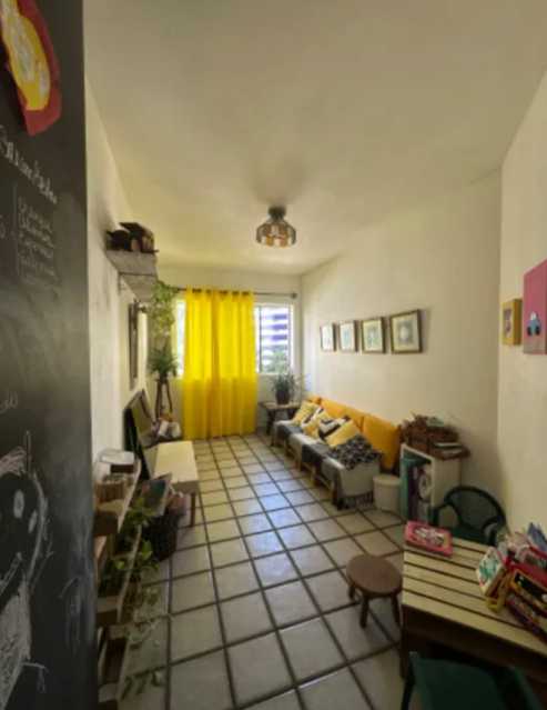 Apartamento à venda com 3 quartos, 115m² - Foto 2