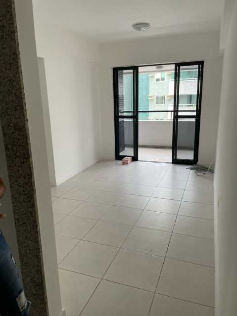 Apartamento à venda com 2 quartos, 60m² - Foto 1