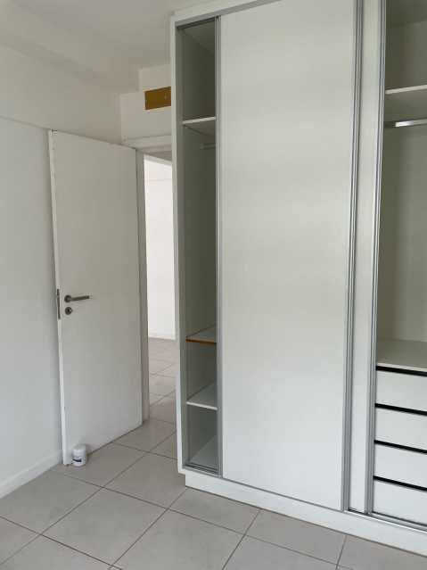 Apartamento à venda com 2 quartos, 60m² - Foto 6