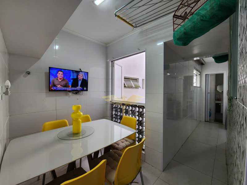 Apartamento à venda com 2 quartos, 72m² - Foto 12