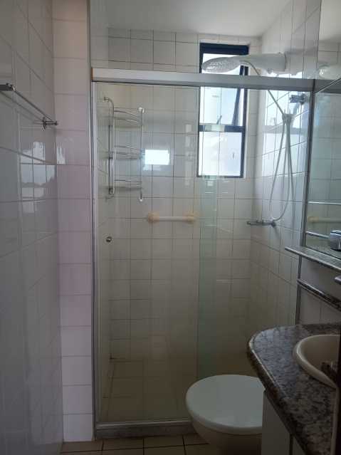 Apartamento à venda com 2 quartos, 72m² - Foto 13