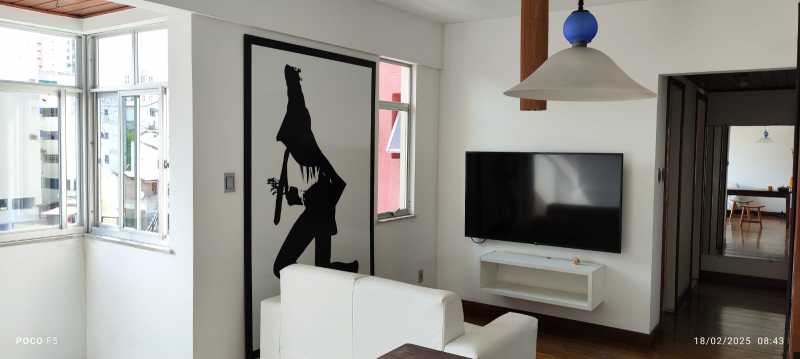 Apartamento à venda com 3 quartos, 66m² - Foto 2