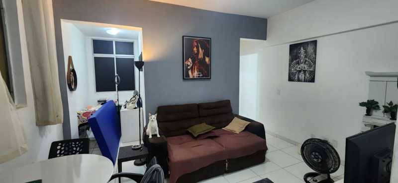 Apartamento à venda com 1 quarto, 41m² - Foto 2