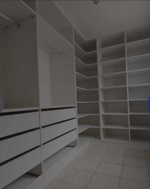 Casa à venda com 4 quartos, 224m² - Foto 11