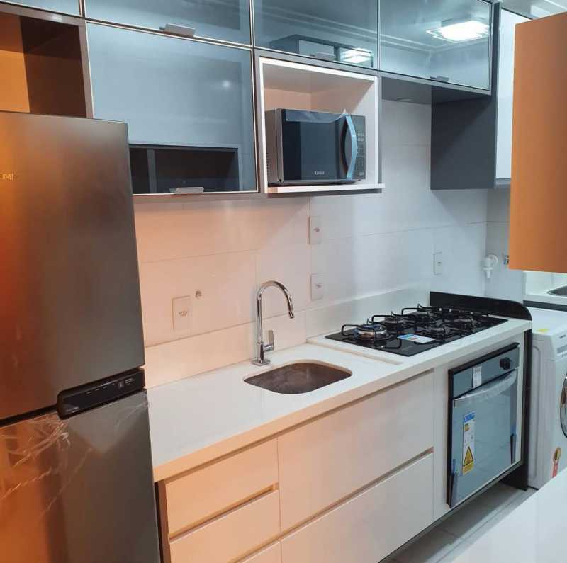 Apartamento à venda com 2 quartos, 58m² - Foto 11