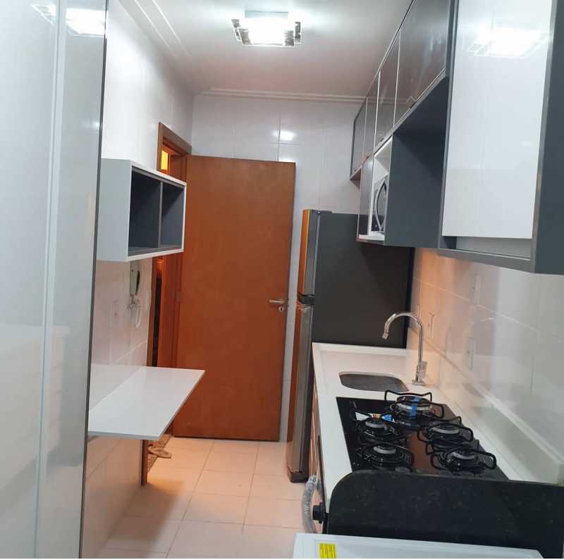 Apartamento à venda com 2 quartos, 58m² - Foto 12