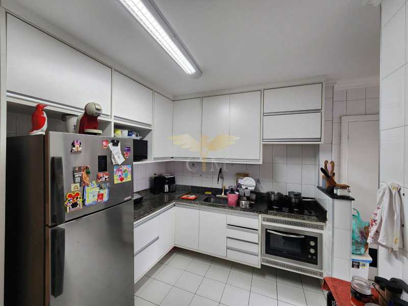 Apartamento à venda com 3 quartos, 116m² - Foto 18