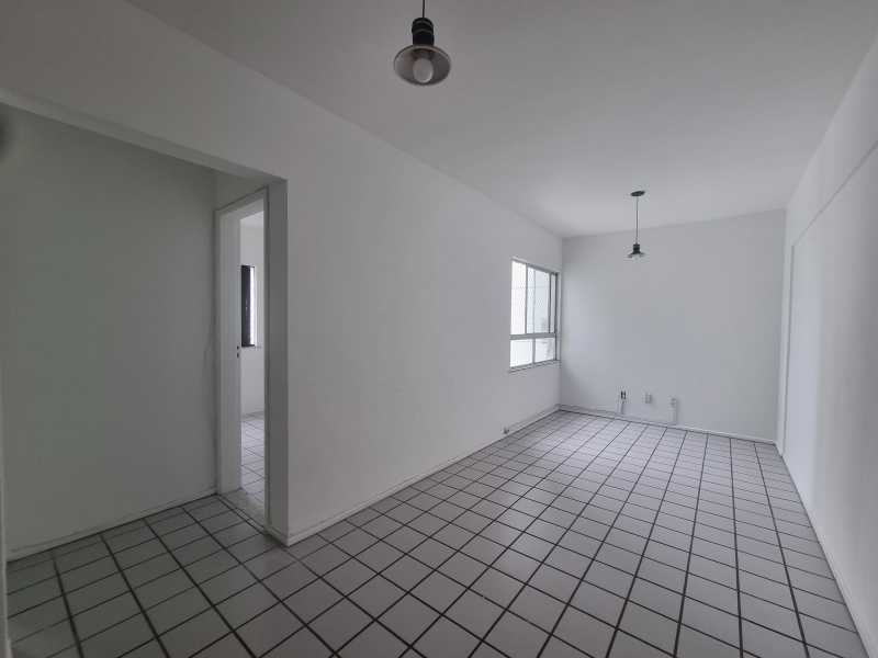 Apartamento à venda com 2 quartos, 58m² - Foto 1