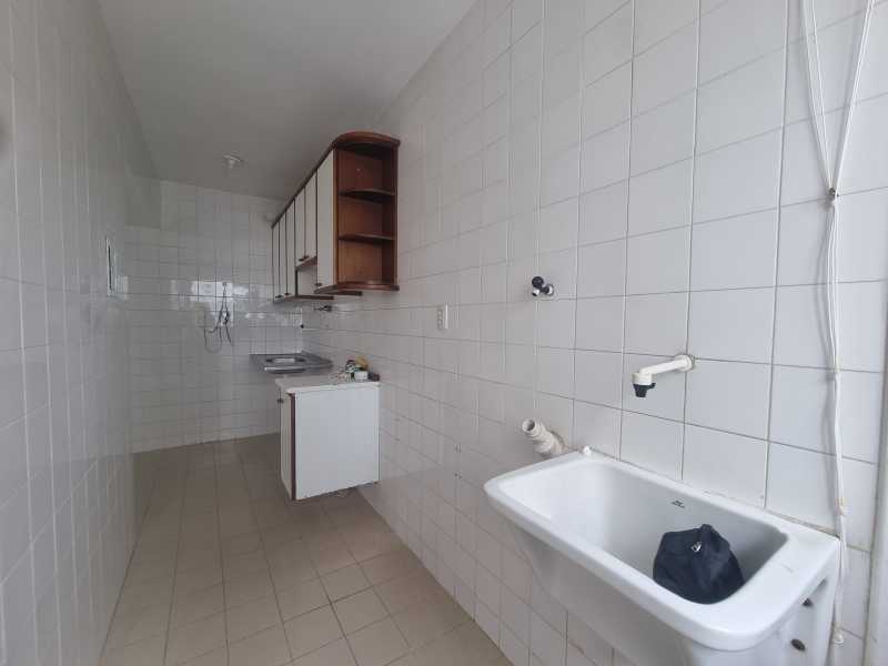 Apartamento à venda com 2 quartos, 58m² - Foto 13