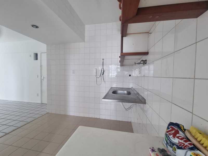 Apartamento à venda com 2 quartos, 58m² - Foto 15