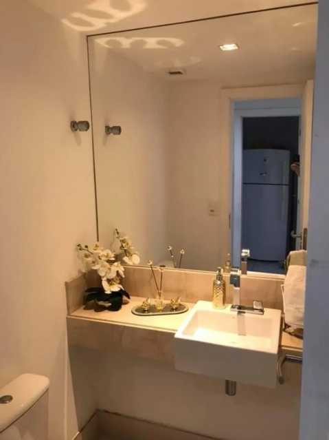 Apartamento à venda com 3 quartos, 123m² - Foto 10
