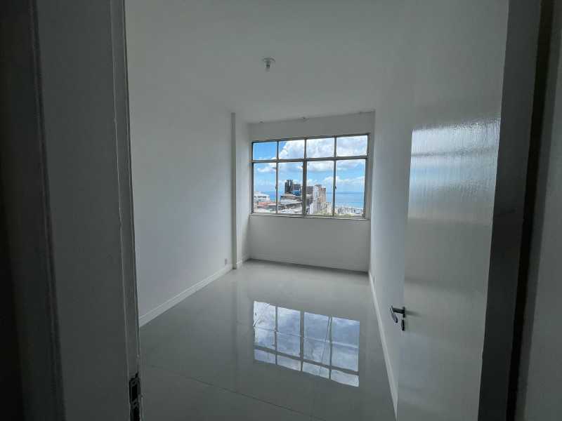Apartamento à venda com 3 quartos, 90m² - Foto 2