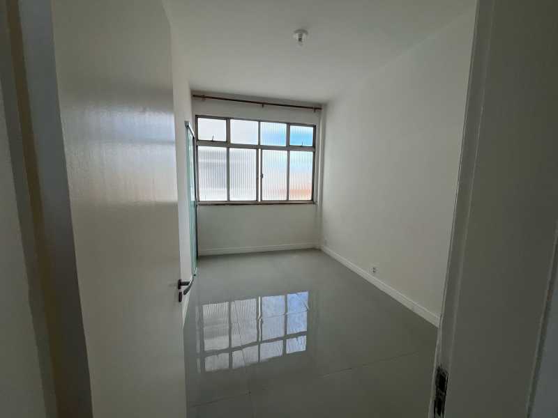 Apartamento à venda com 3 quartos, 90m² - Foto 3