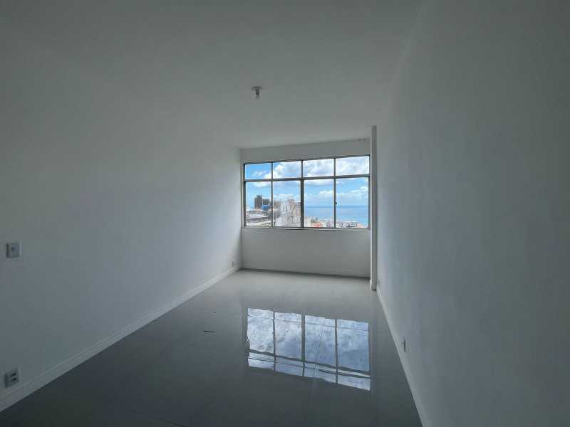 Apartamento à venda com 3 quartos, 90m² - Foto 1