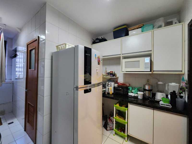 Apartamento à venda com 3 quartos, 77m² - Foto 19