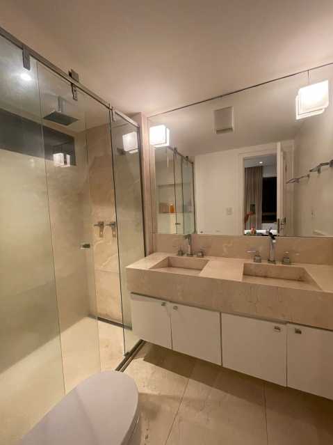 Apartamento à venda com 4 quartos, 159m² - Foto 6