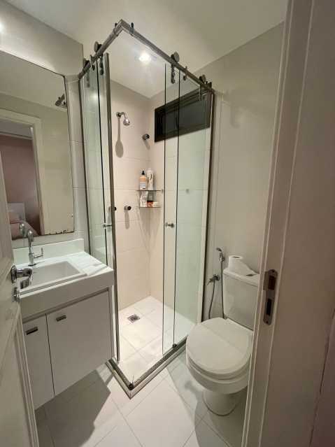Apartamento à venda com 4 quartos, 159m² - Foto 8