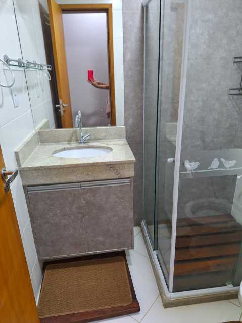 Apartamento à venda com 2 quartos, 75m² - Foto 17