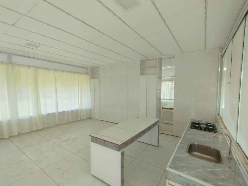 Casa de Condomínio à venda com 2 quartos, 120m² - Foto 18