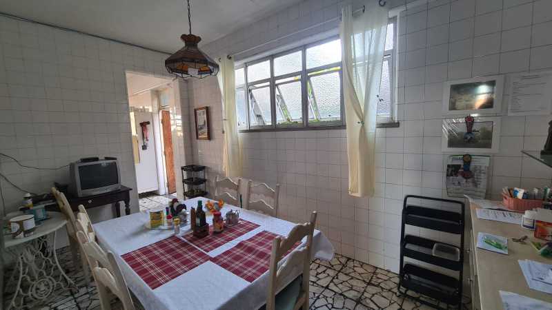 Apartamento à venda com 3 quartos, 223m² - Foto 14