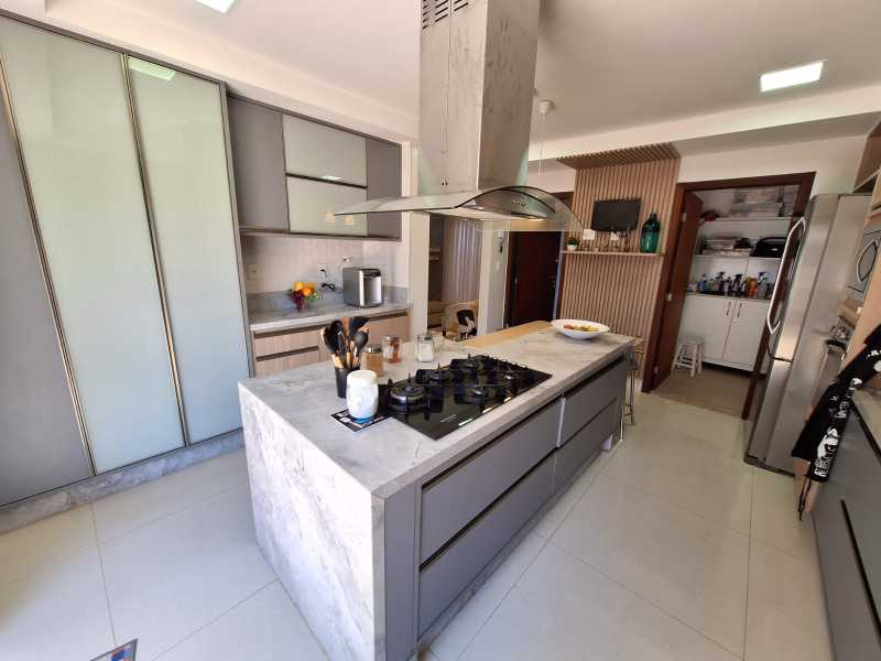 Casa de Condomínio à venda com 4 quartos, 185m² - Foto 14