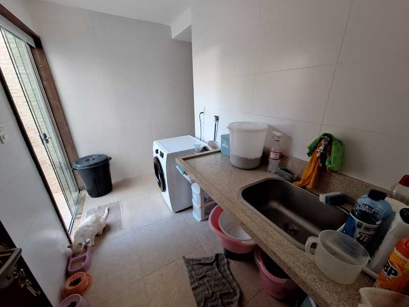 Casa de Condomínio à venda com 4 quartos, 185m² - Foto 15