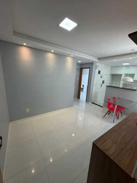 Apartamento à venda com 2 quartos, 49m² - Foto 3