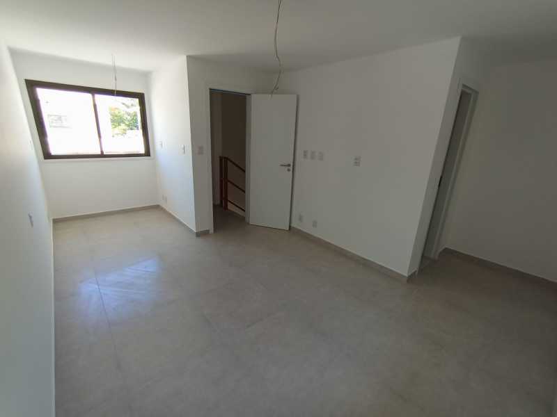 Casa de Condomínio à venda com 1 quarto, 70m² - Foto 12