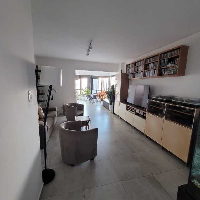 Apartamento, 3 quartos, 178 m² - Foto 1